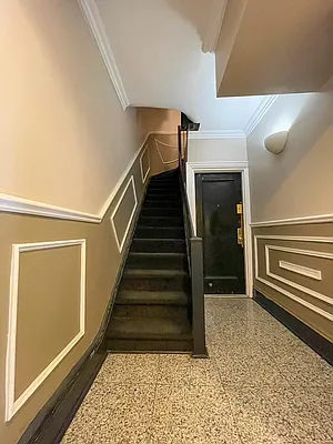 Rented by City Connections Realty | media 18