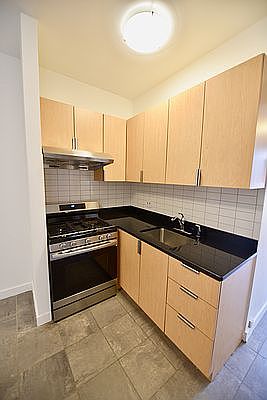 4th image of 181 E Broadway #4B