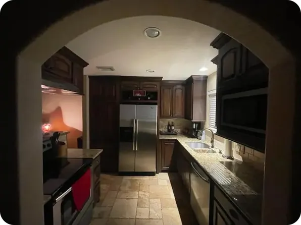427 Sunset Dr APT 1, Dickinson, TX 77539
