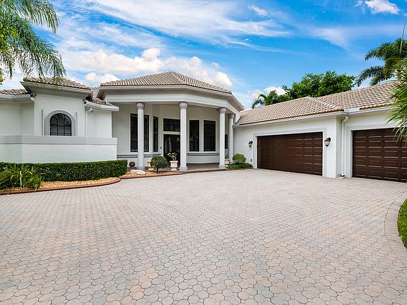 5th image of 2853 W Stonebrook Cir