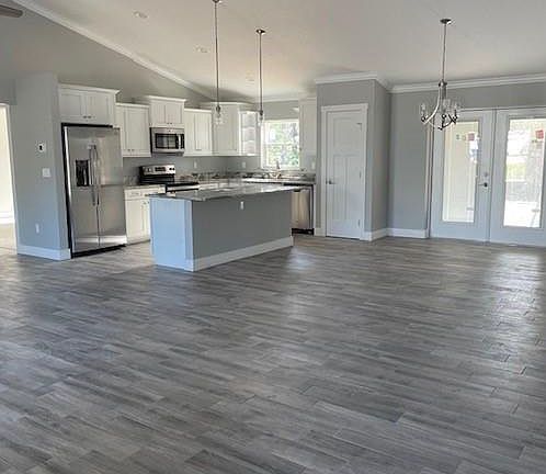 4th image of 5546 N Huckleberry Dr