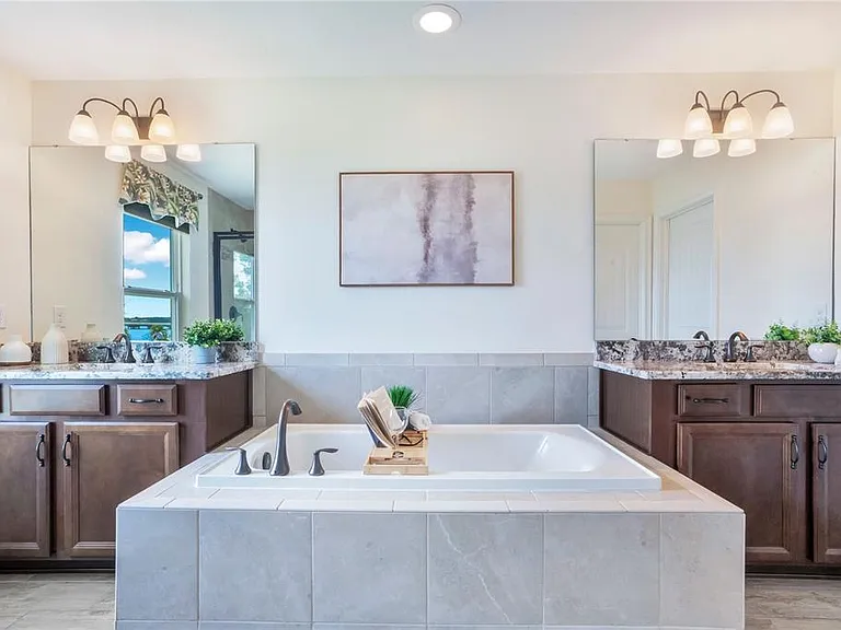 9009 Palm Key Ave — Photo 16