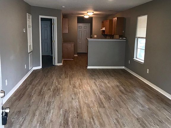 4th image of 3639 Park Blvd #A