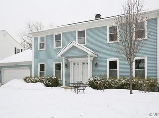 3749 Downers Dr, Downers Grove, IL 60515