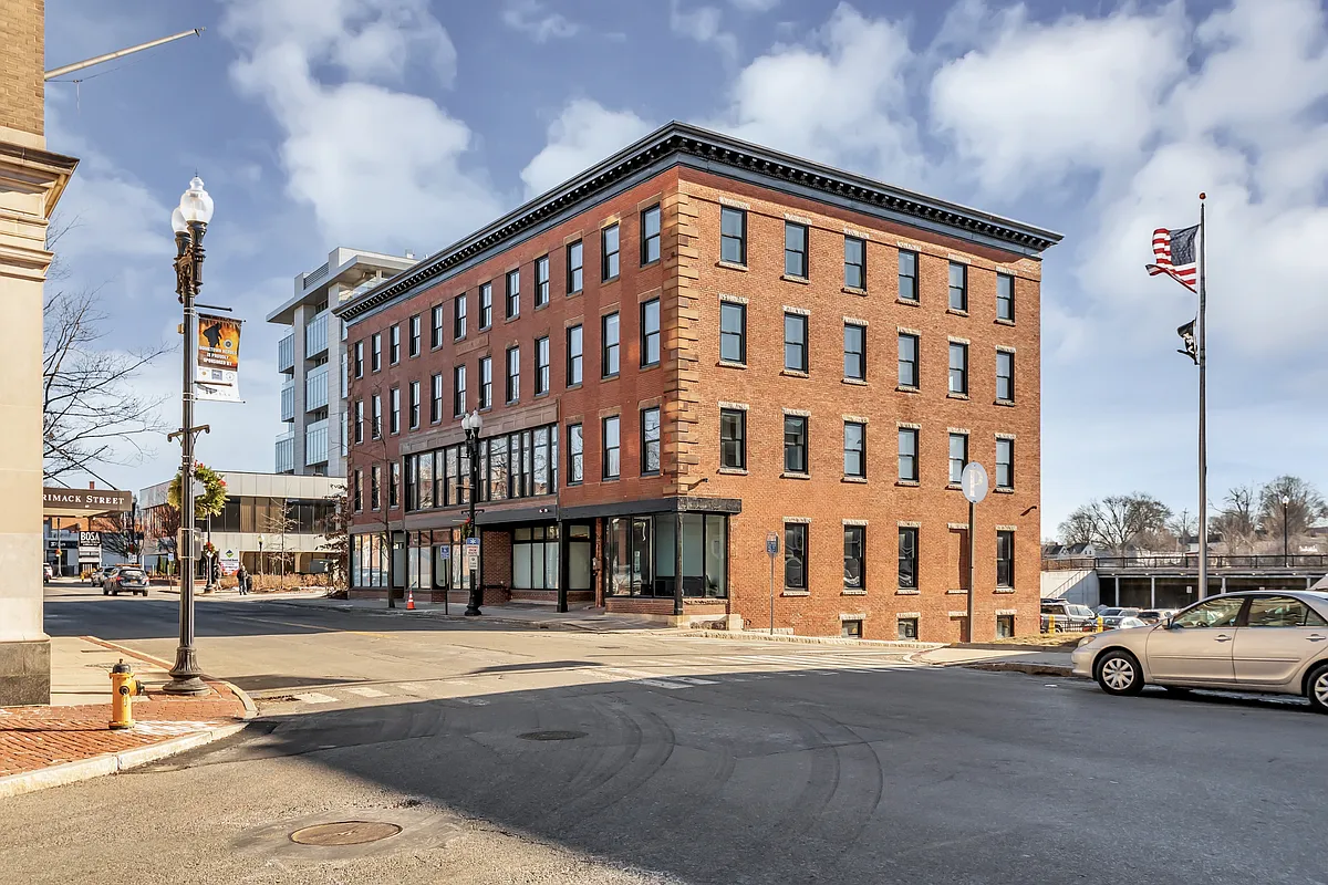 Building Photo - 200 Merrimack St #307