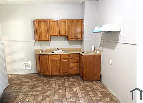 605 Fremont Ave — Photo 4