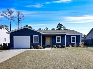 3513 Chaucer Dr, Hope Mills, NC 28348