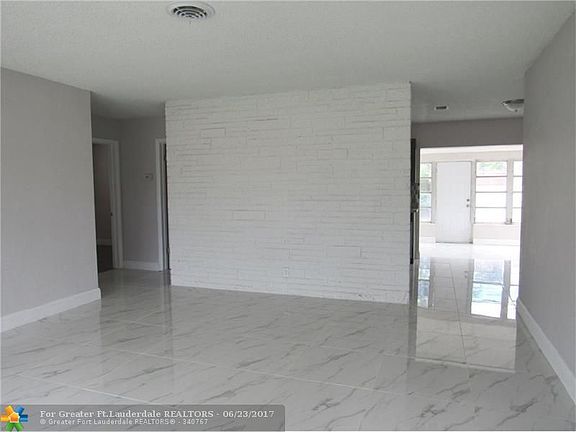 3rd image of 3631 NE 17th Ave
