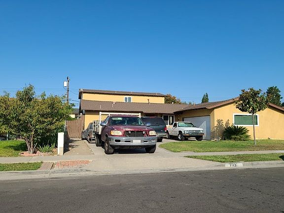 3rd image of 703 S Roanne St