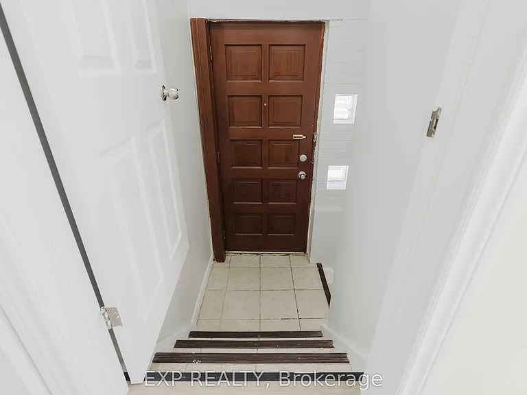 78 Woodfern Dr — Photo 37