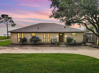 690 High Crest Dr, Pointblank, TX 77364