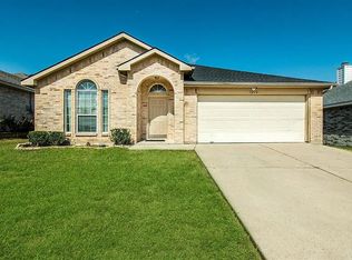 1214 Varacruz Dr, Arlington, TX 76010