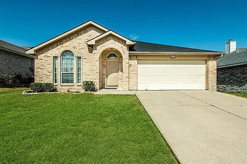 1214 Varacruz Dr Photo 1