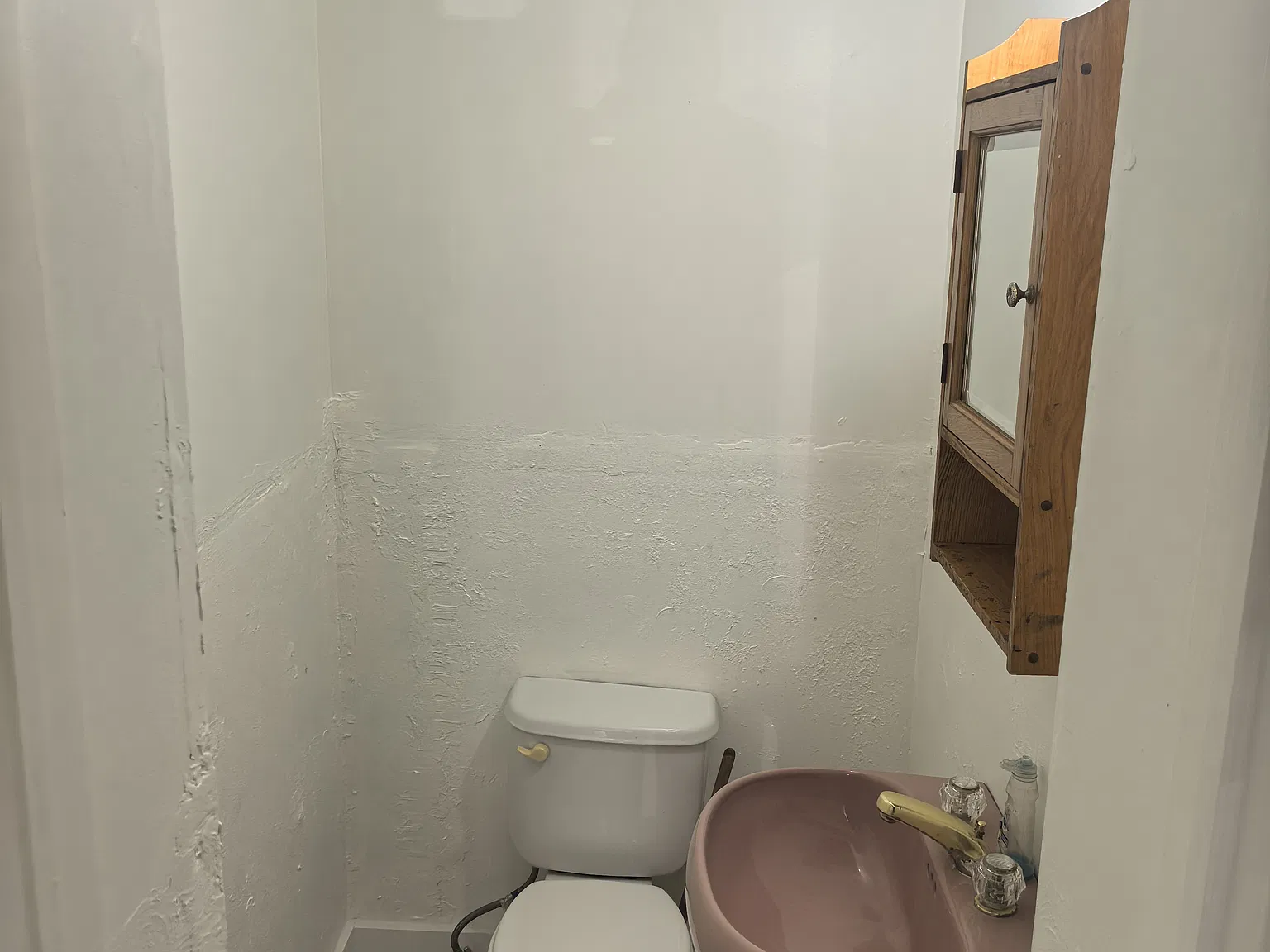 3 bed, 1.5 bath, 1373 sqft, $1,300 — Photo 4