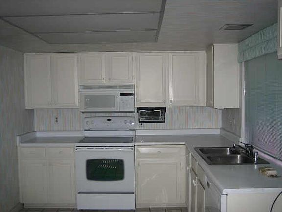 2nd image of 7316 N VIA CAMELLO DEL NORTE Street #98