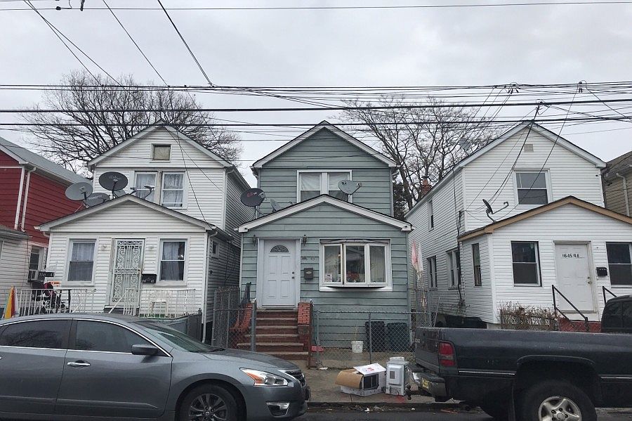 1st image of 11643 146th St