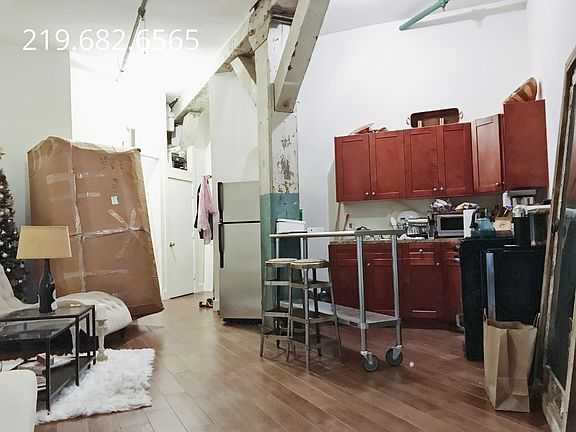 3rd image of 239 Banker St APT 01Q