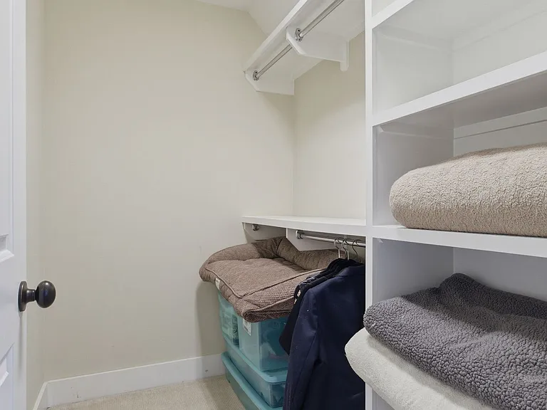 4010 Burrus St — Photo 33