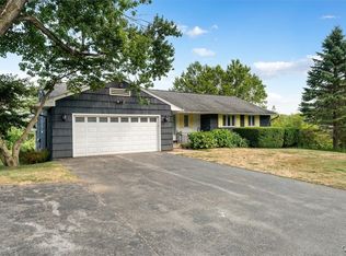 17 Gilbert Rd, Whitesboro, NY 13492
