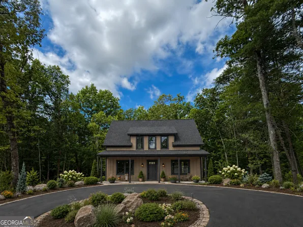 141 Forest Glen Dr, Cleveland, GA 30528