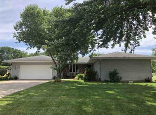 201 NW Baker Dr, Keota, IA 52248