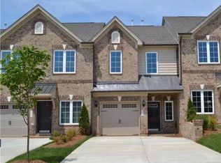 662 Stags Leap Ct, High Point, NC 27265