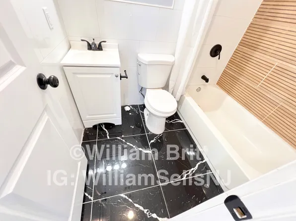 212 Zabriskie Street image 3 of 17