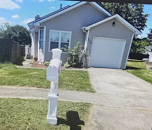 215 Strawberry Ct Photo 1
