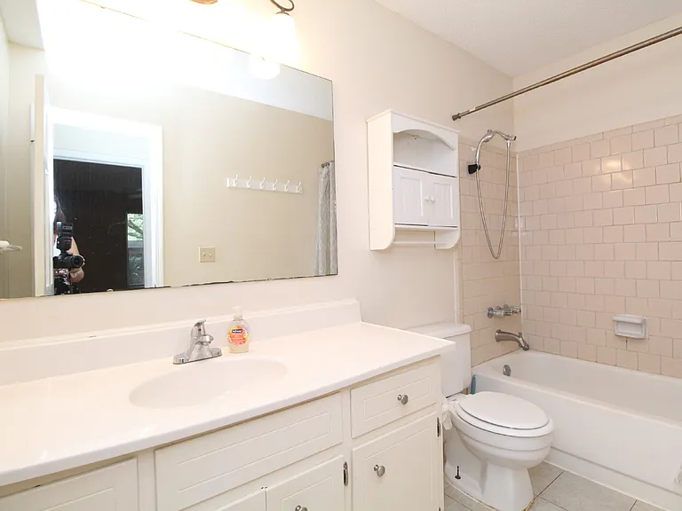 6201 Forest Pines Dr #D — Photo 11