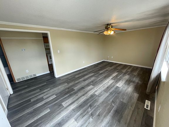 3rd image of 3437 Madison Dr