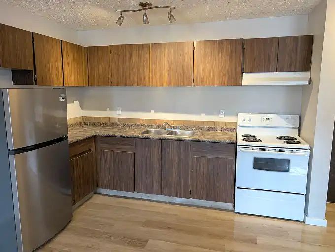 1st image of 5812 57th Ave #303