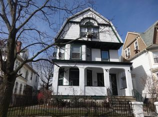 43 Livingston Ave #3FAM, Yonkers, NY 10705