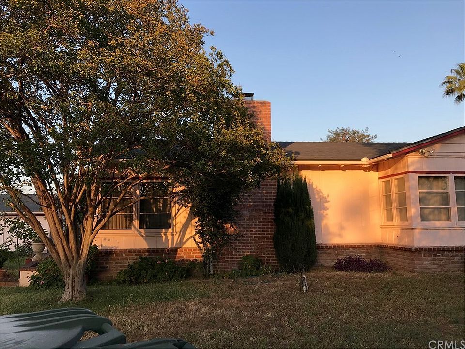 1st image of 9 S Campana Flores Dr