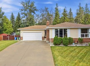 77 W Pamely Ave, Red Deer, AB T4P 1L2
