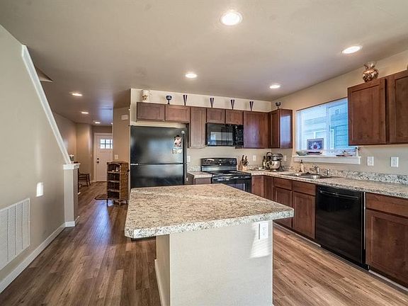 2nd image of 4088 Sunstone St Unit D