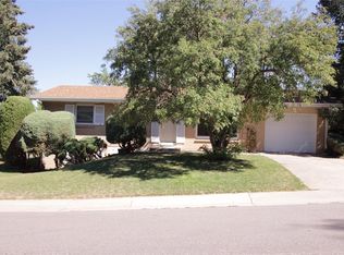 7940 W Chestnut Dr, Littleton, CO 80128