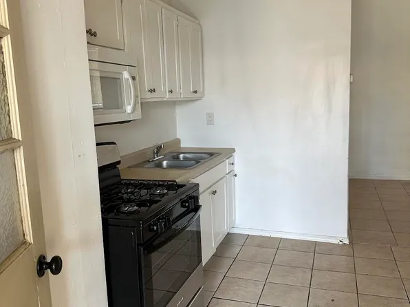 7174 Perris Hill Rd #D, San Bernardino, CA 92404