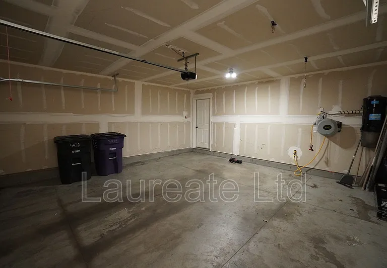 5472 Danube St — Photo 23
