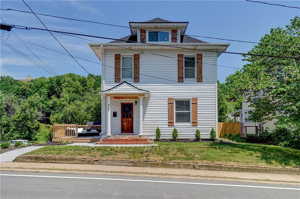 207 East St, Parkville, MO 64152 MLS 2455555 Zillow