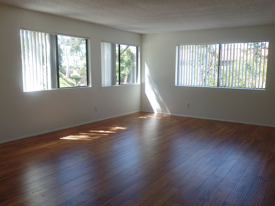 1st image of 8633 Lemon Ave APT 01