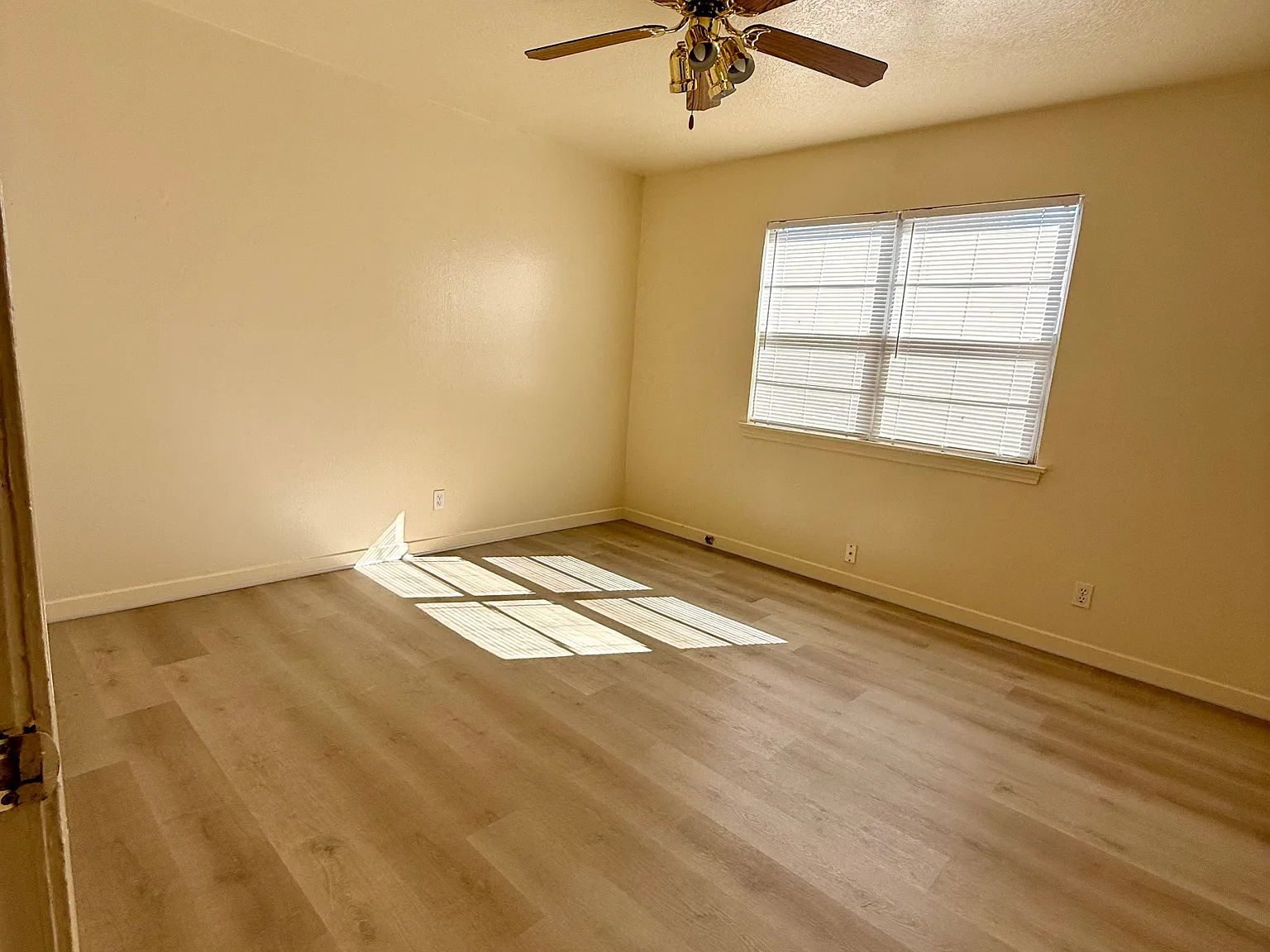 3 bed, 1812 sqft, $1,700 — Photo 4