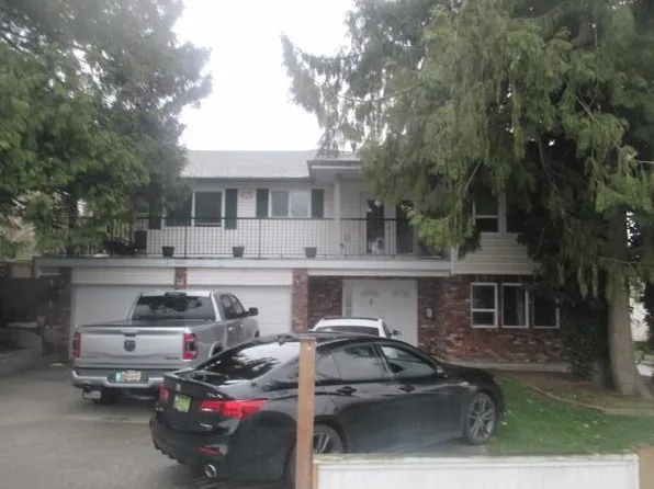 6652 148th St, Surrey, BC V3S 3C8