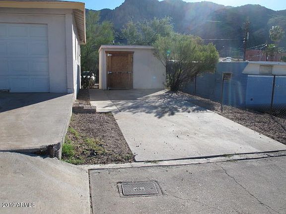 3rd image of 96 N Lobb Ave #B