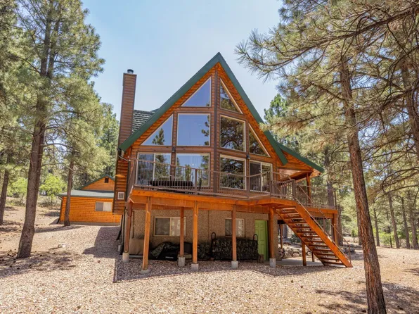 3815 N Wapiti Dr, Duck Creek Village, UT 84762