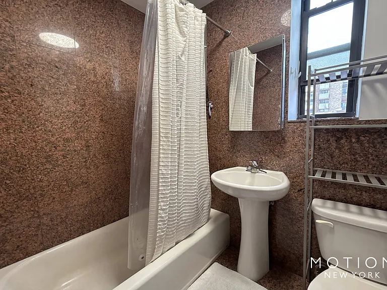 1261 Park Ave #12B6 — Photo 5