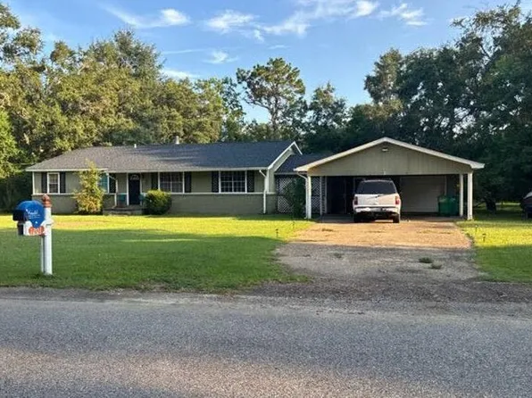 1201 Martha Alleyn Dr, Saraland, AL 36571