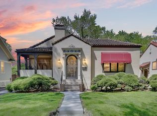 424 S Mitchell Ave, Elmhurst, IL 60126