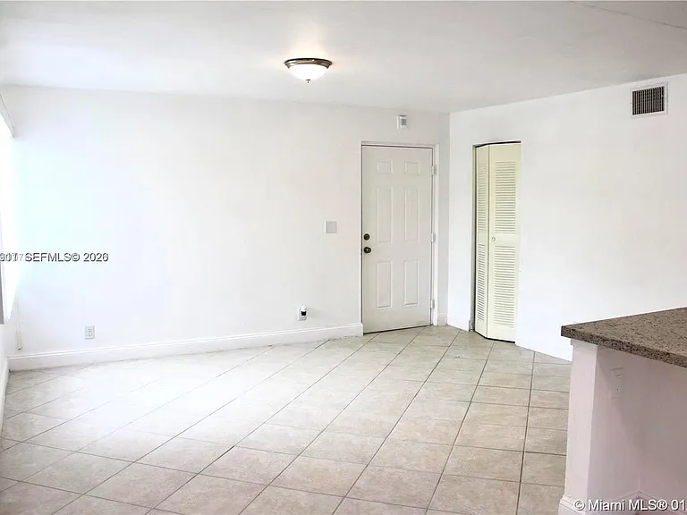 3004 Coral Ridge Dr #110B — Photo 2