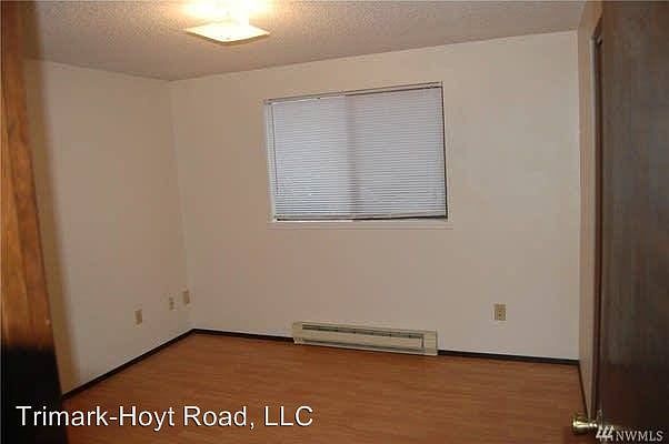 1st image of 500 S River Ave