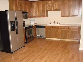 5th image of 4911 Coventry Park Blvd